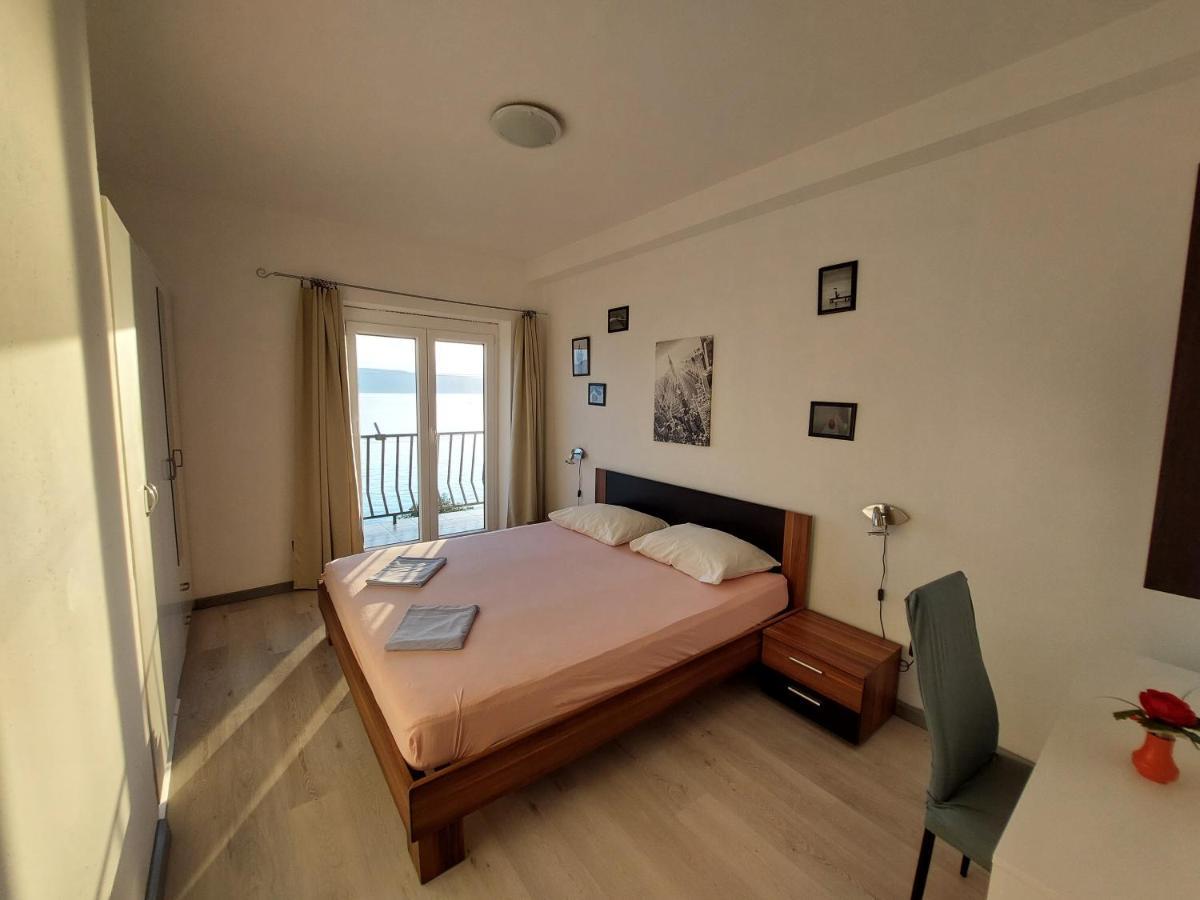 Apartment Denis Сень Экстерьер фото