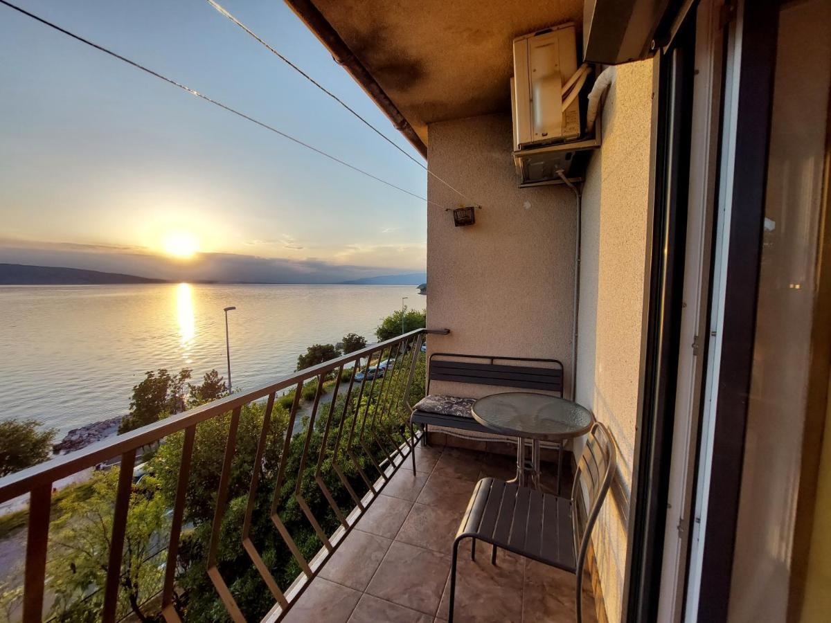 Apartment Denis Сень Экстерьер фото